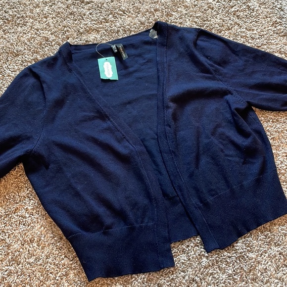 Maurices Medium Navy Blue Cropped Cardigan Sweater (NEW) - Picture 2 of 5